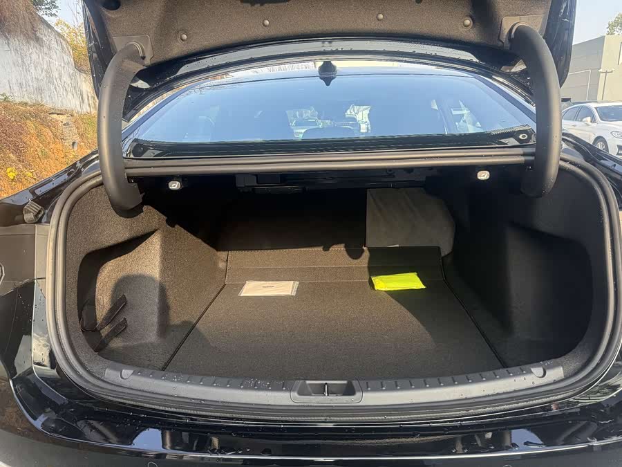 Ford Mondeo car image #8