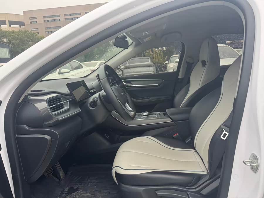 BYD Destroyer 05 2024 #8 BYD Destroyer 05 2024 car image #8