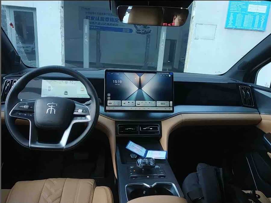 BYD SongL DM-i 2025 car image #8