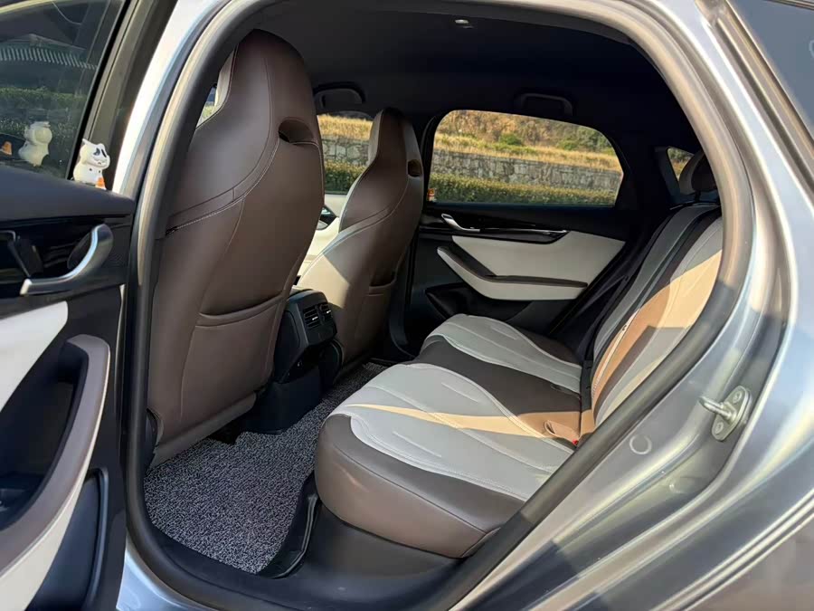 BYD Qin Plus 2023 صورة سيارة #8