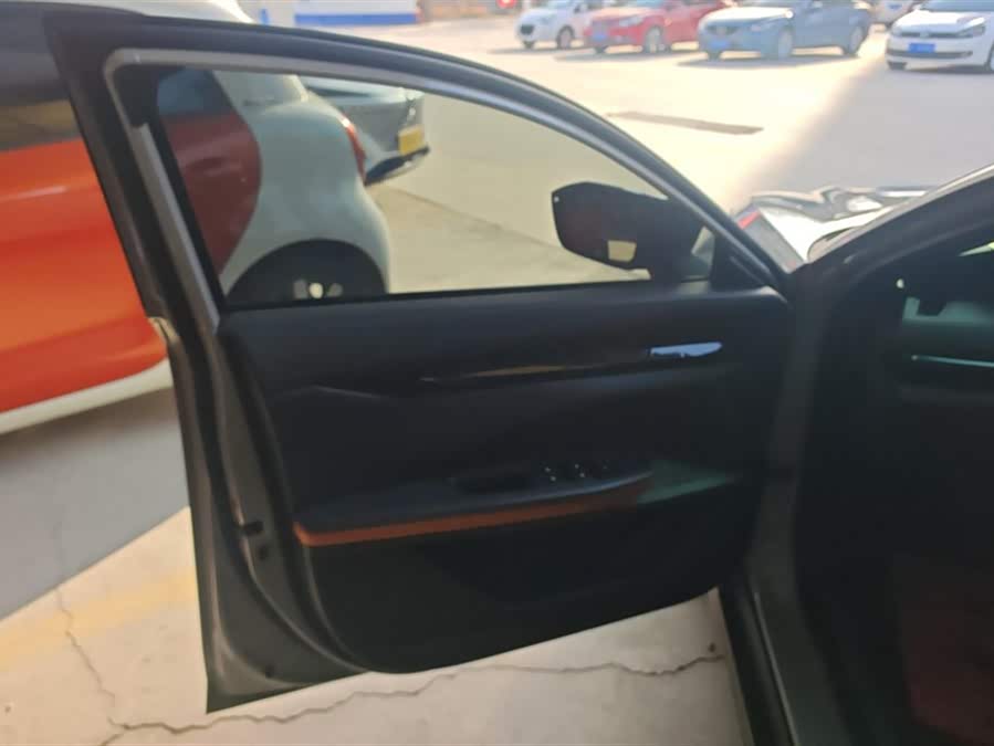 Changan UNI-V iDD 2023 #8 Changan UNI-V iDD 2023 car image #8