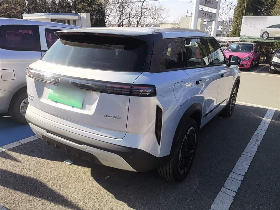 Chery Exploration 06 C-DM 2025 #8 Chery Exploration 06 C-DM 2025 car image #8