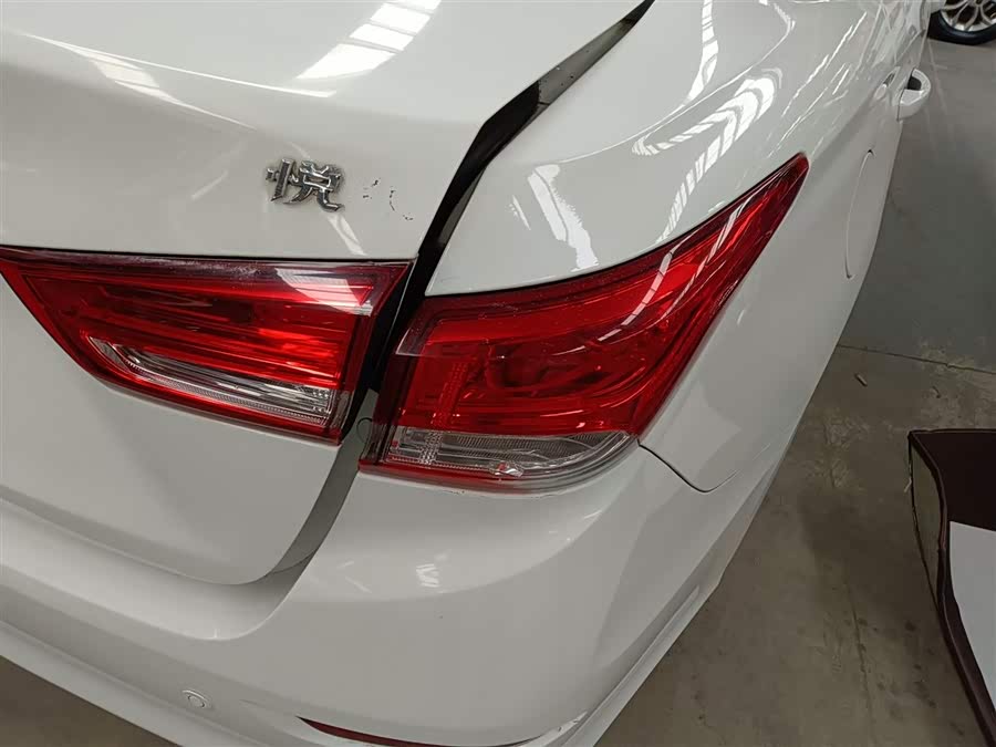 Changan Alsvin 2018 #8 Changan Alsvin 2018 car image #8
