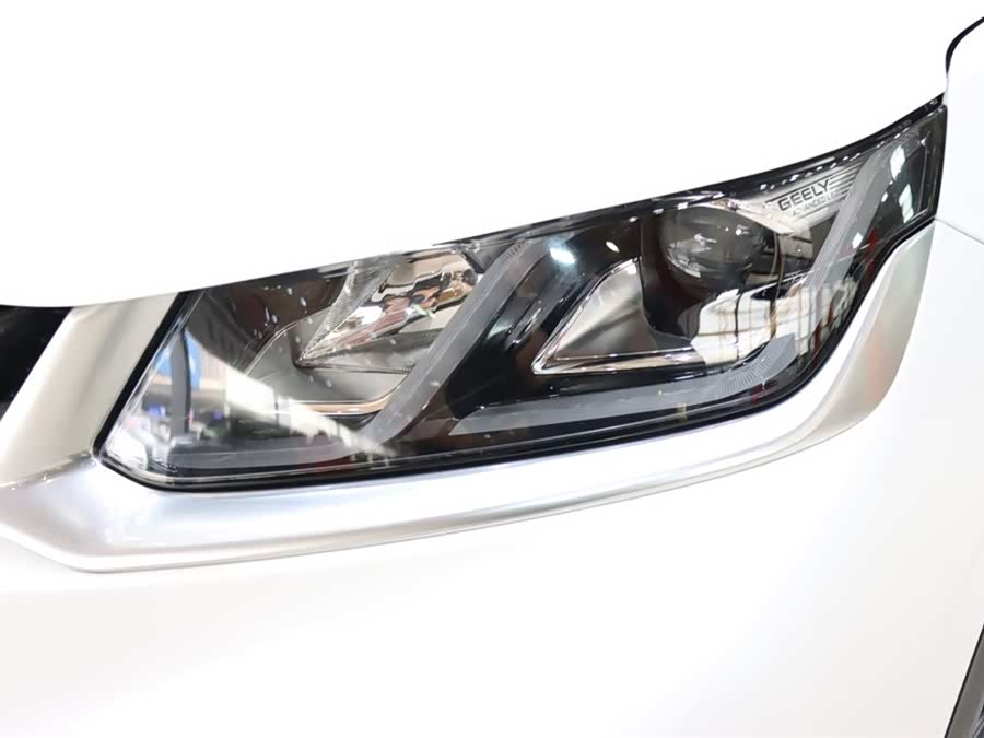 GEELY Coolray 2021 car image #8