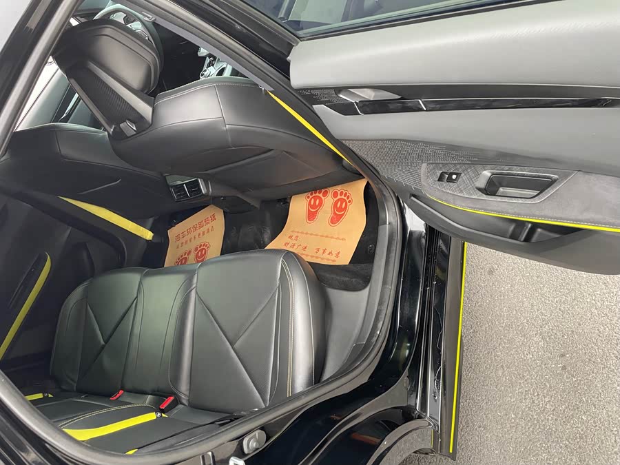 Changan UNI-V 2022 car image #8