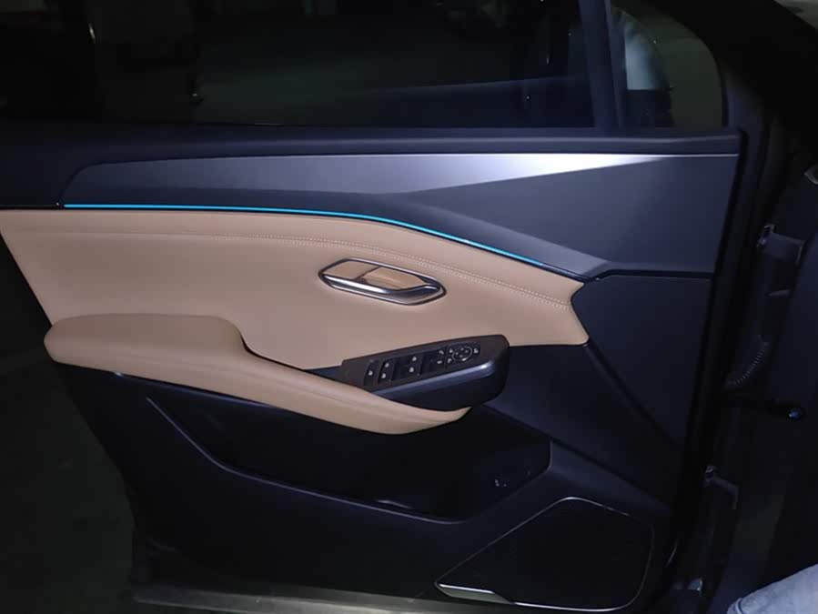 BYD SongL DM-i 2024 car image #8