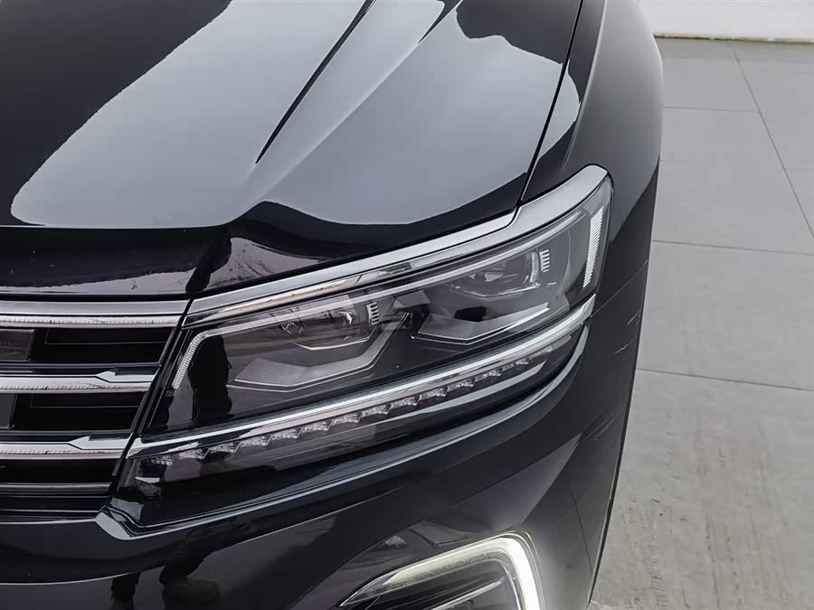 Volkswagen Tiguan L New Energy 2021 car image #8