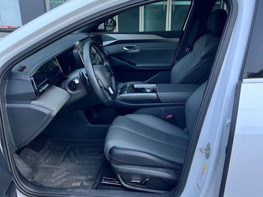 BYD Qin L 2025 car image #8