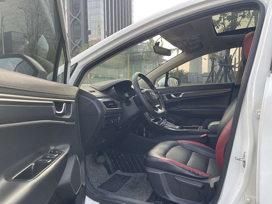 GEELY 2020 car image #8