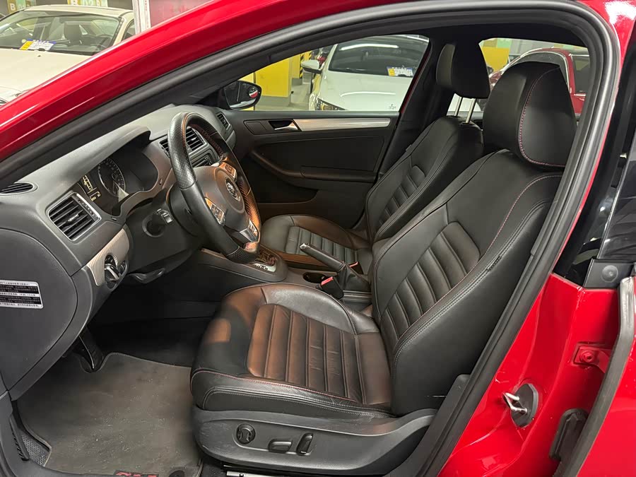 Volkswagen Sagitar 2014 immagine di auto #8