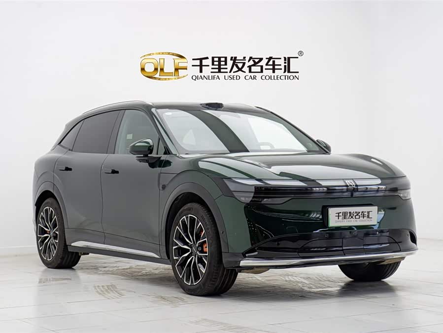 Zeekr 7X 2024 car image #8