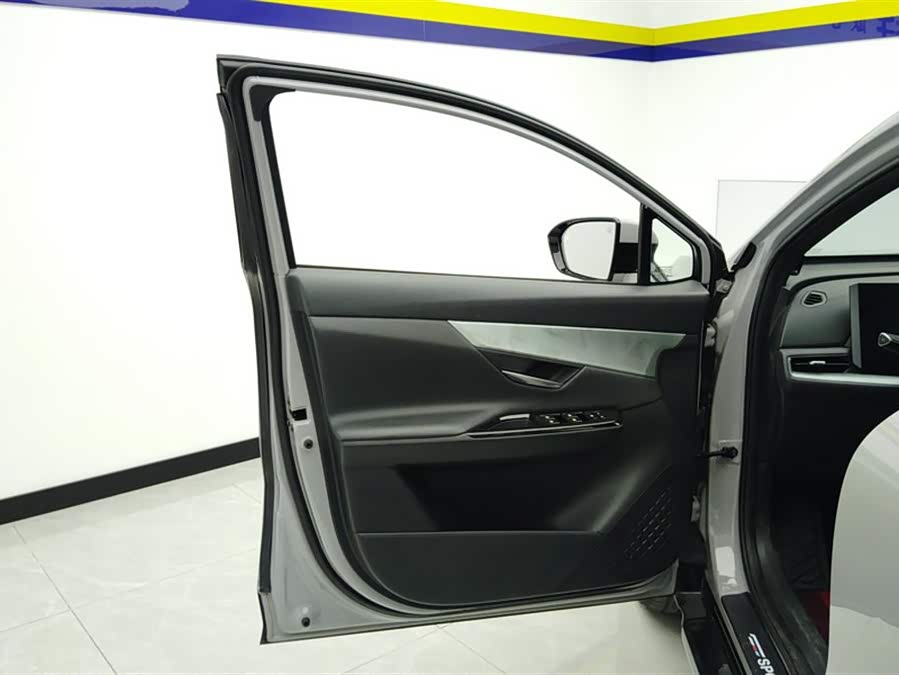 Changan UNI-T 2023 car image #8