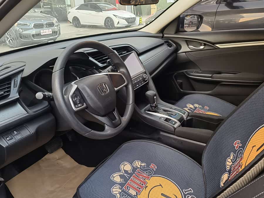 Honda Civic 2018 car image #8