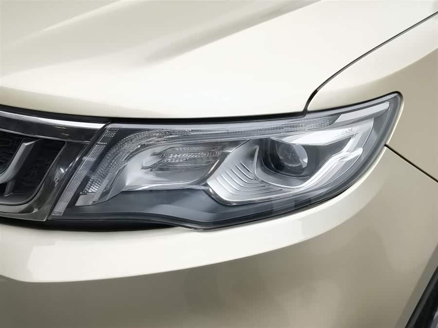 GEELY Boyue 2019 car image #8