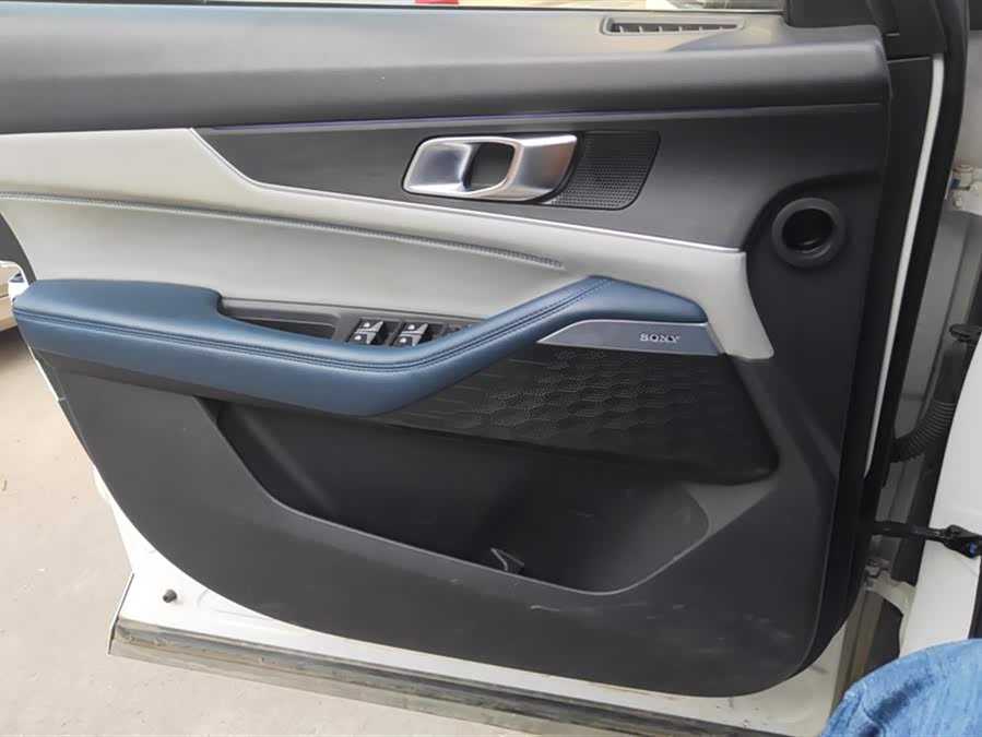 Changan UNI-K iDD 2023 #8 Changan UNI-K iDD 2023 car image #8