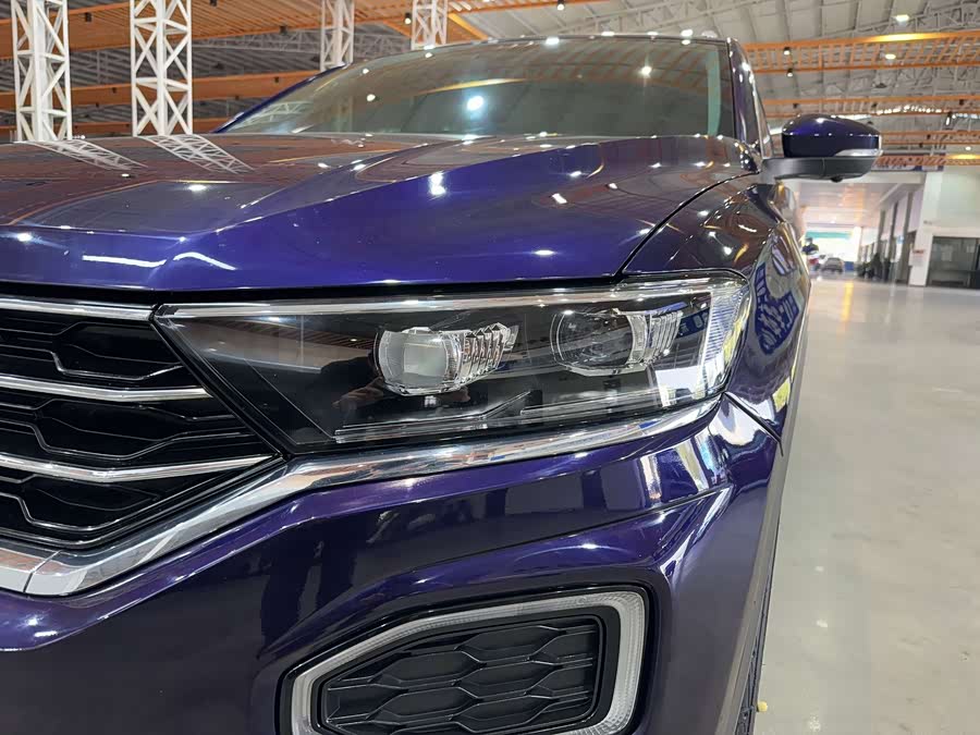 T-Roc 2020 car image #8