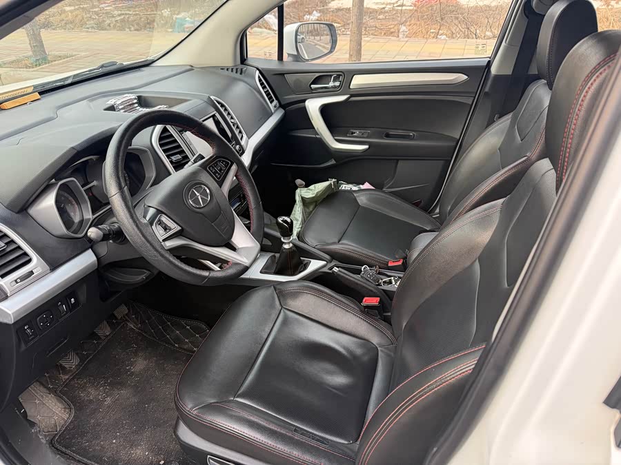 JAC 2015 #8 JAC 2015 car image #8