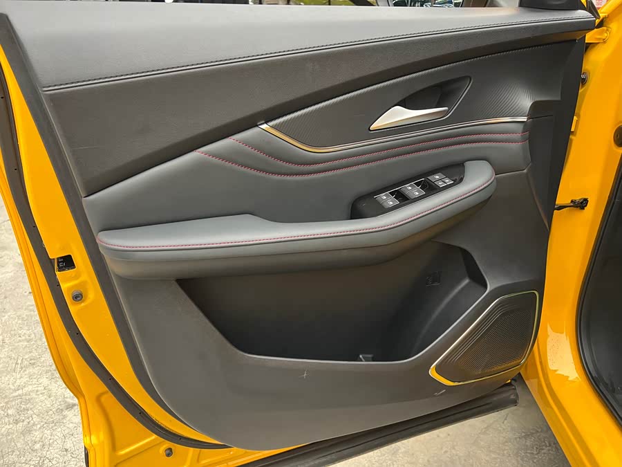 Forthing T5 EVO 2022 car image #8