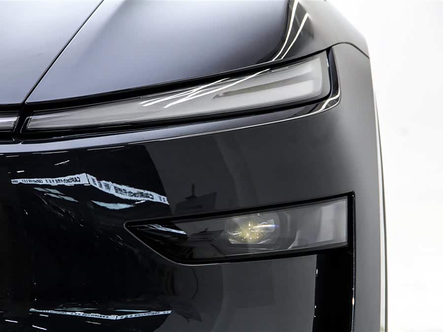 特斯拉 Model Y L 2025 汽车图片 #8