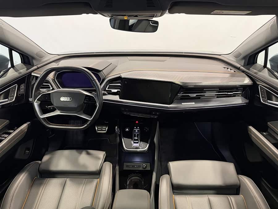 Audi Q4 e-tron 2024 изображение автомобиля #8