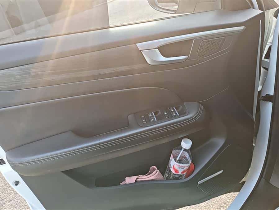 Kaiyi X5 2018 car image #8