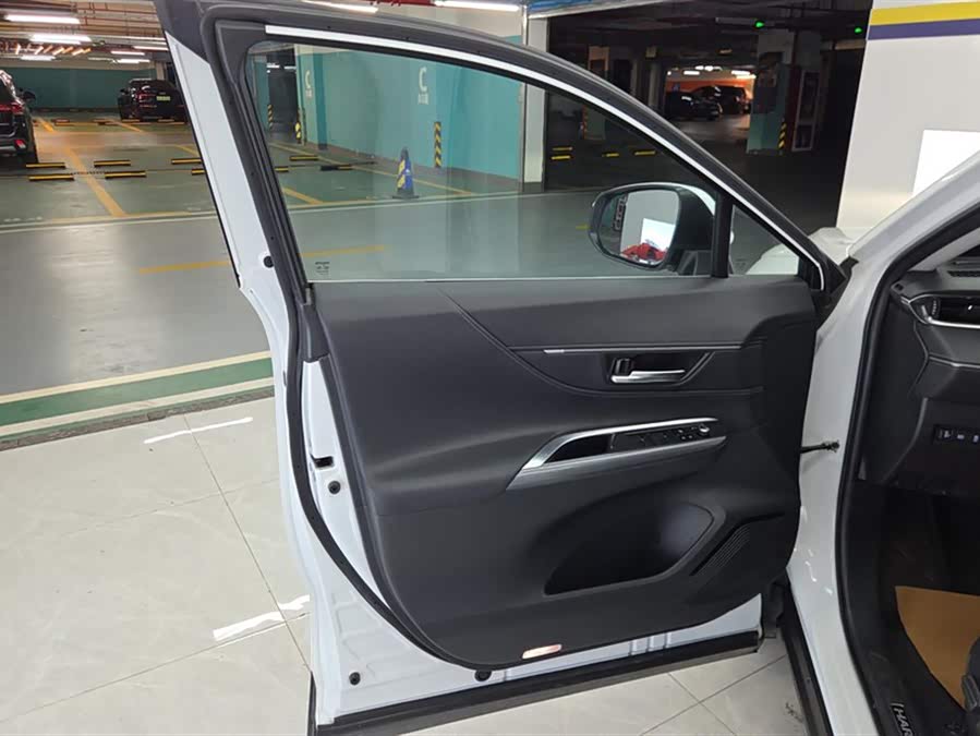 Toyota Harrier 2022 immagine di auto #8