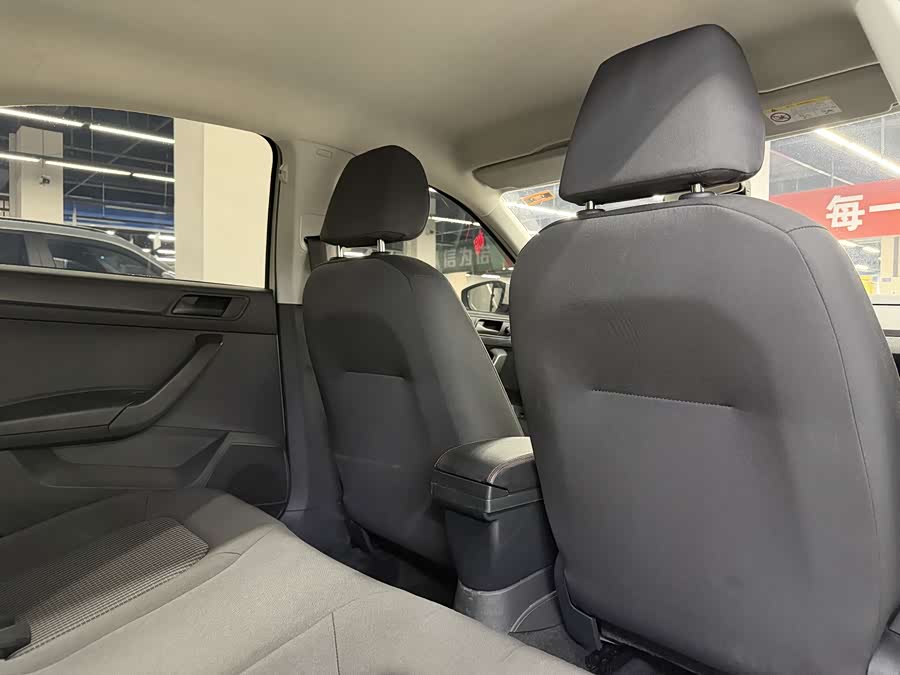 Volkswagen Santana 2022 immagine di auto #8