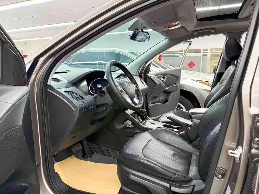 Hyundai ix35 2024 изображение автомобиля #8