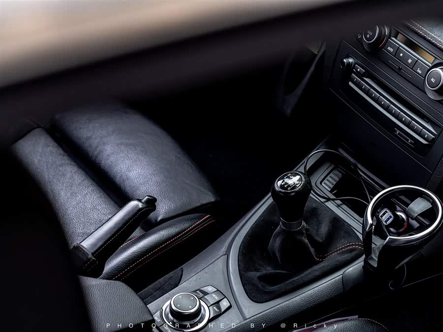 BMW 1 Series M 2011 #8 BMW 1 Series M 2011 car image #8