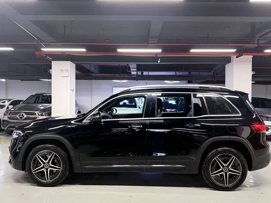 Mercedes-Benz 2022 car image #8