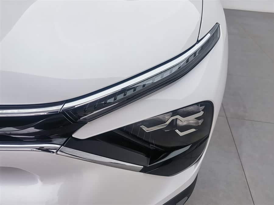 Citroen C5 X 2023 car image #8