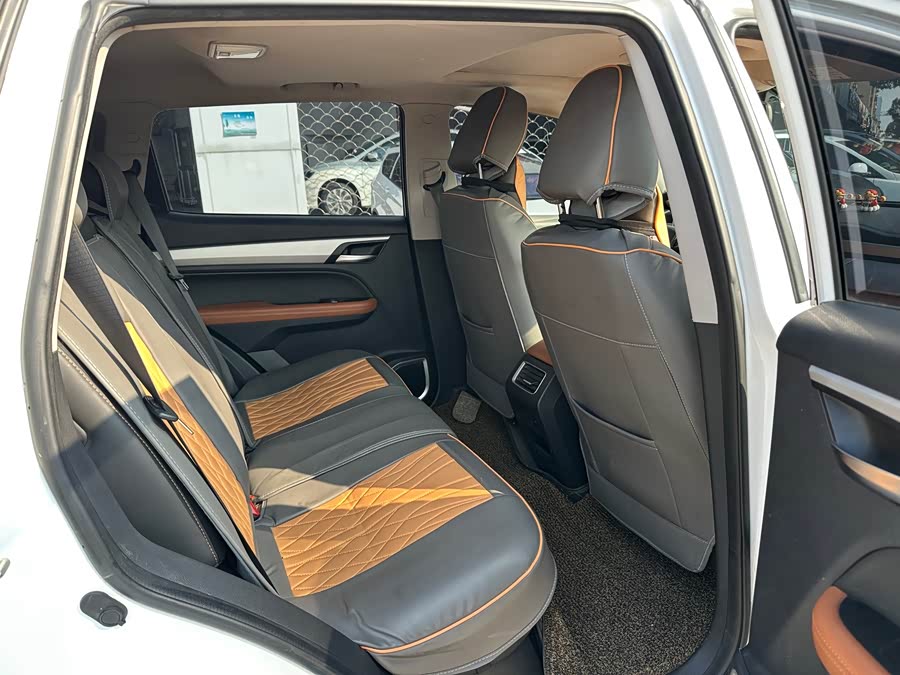 GEELY Vision X6 2020 car image #8