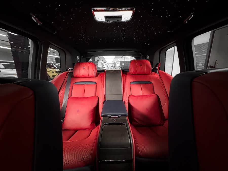 Rolls-Royce Cullinan 2023 #8 Rolls-Royce Cullinan 2023 car image #8