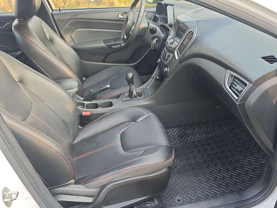 Chery 2017 car image #8