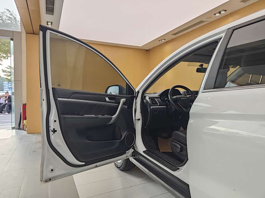 Haval M6 2020 #8 Haval M6 2020 car image #8