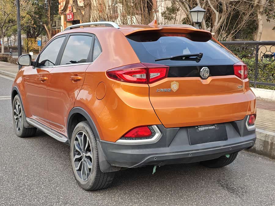 MG GS 2017 car image #8