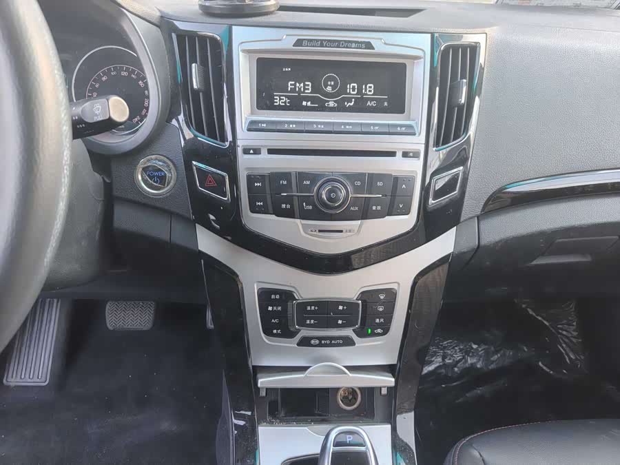 BYD e5 2018 #8 BYD e5 2018 car image #8