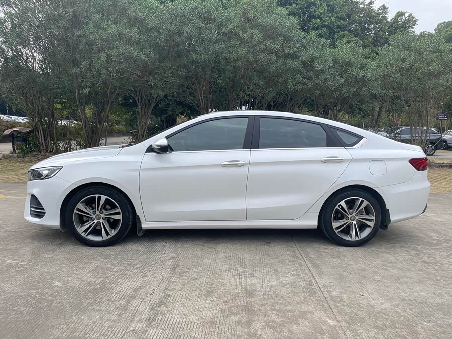 GEELY Binray 2019 car image #8