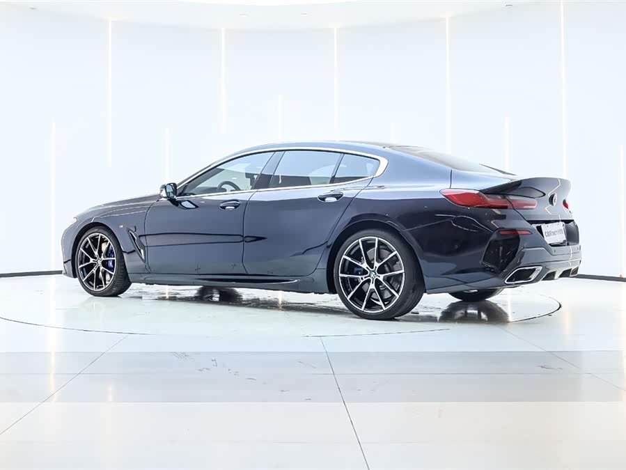 BMW 8 Series 2023 #8 BMW 8 Series 2023 car image #8