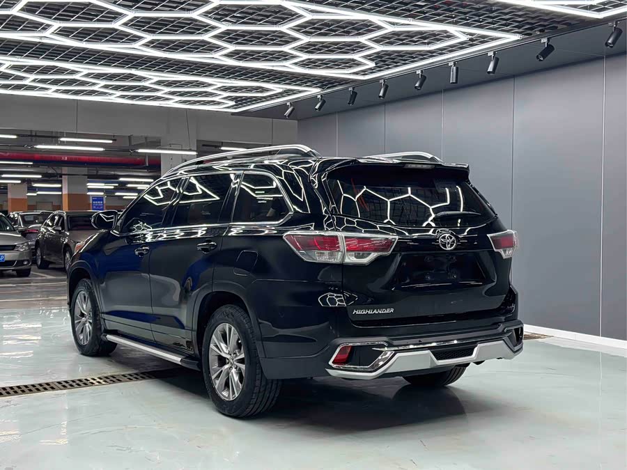 Toyota Highlander 2015 car image #8