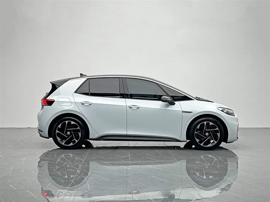 Volkswagen ID.3 2023 car image #8