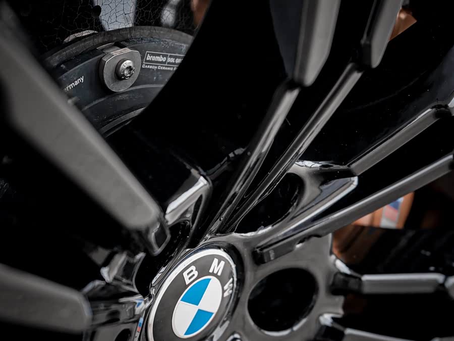 BMW M5 2020 car image #8