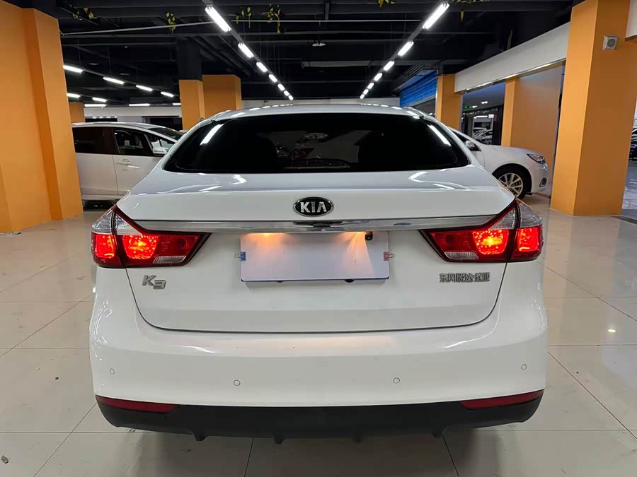 起亚 嘉华 2025 汽车图片 #8