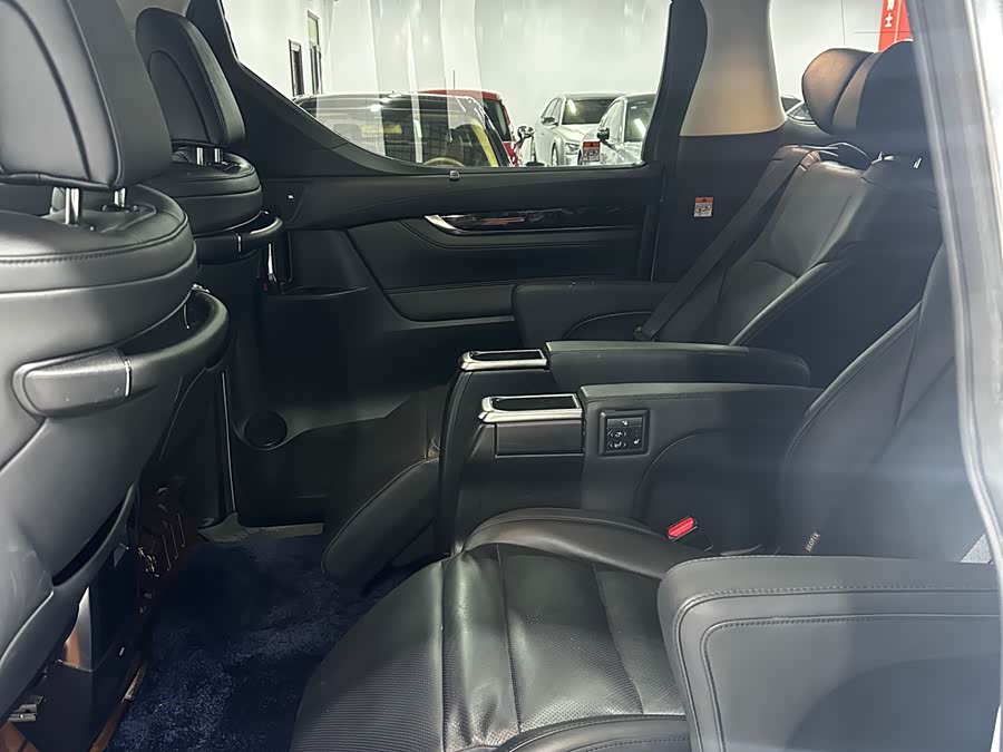 丰田 威尔法 2022 汽车图片 #8