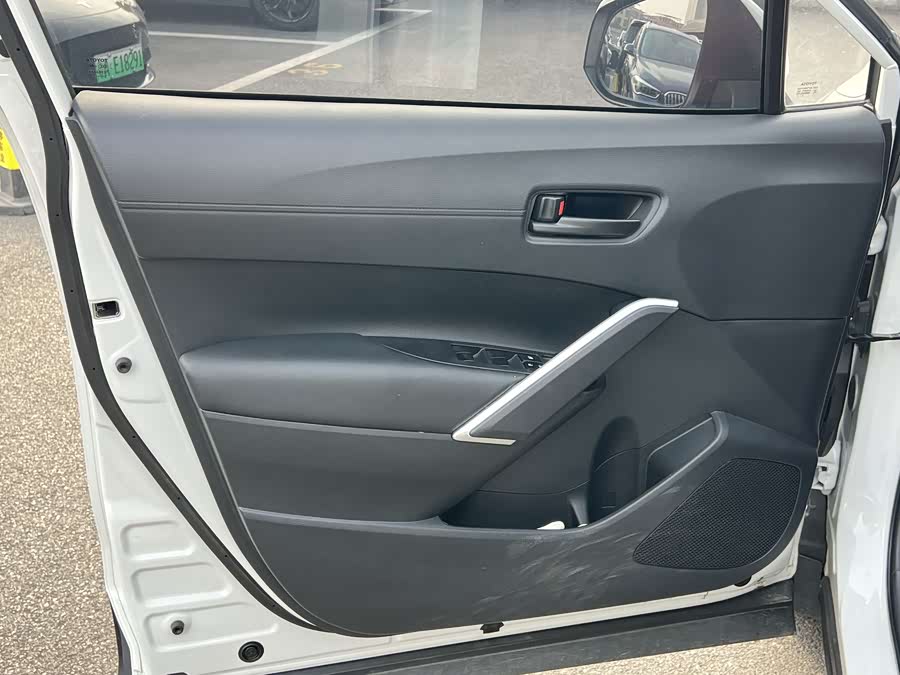 Toyota Corolla Cross 2023 immagine di auto #8