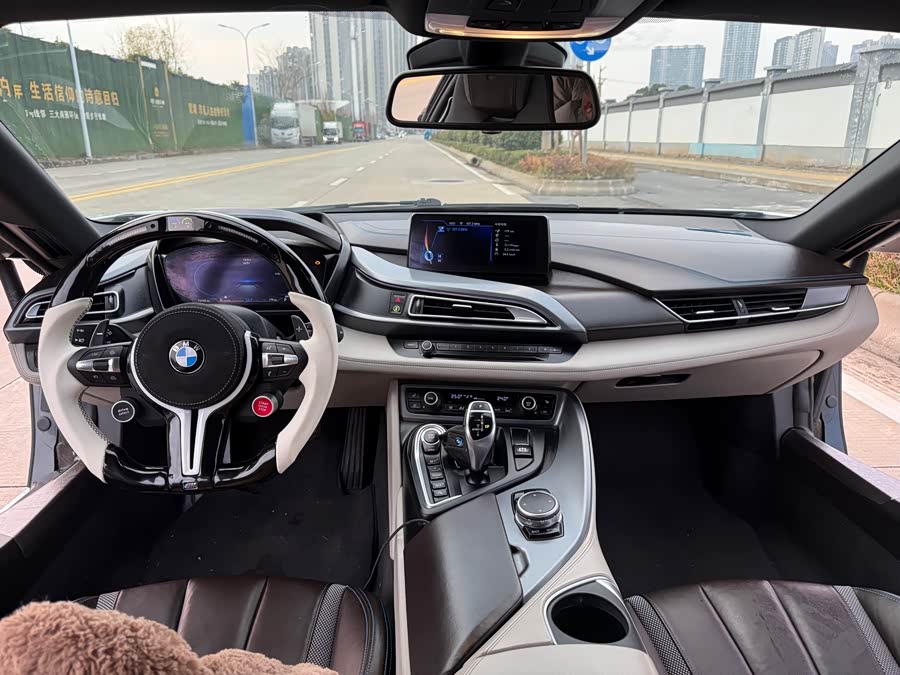 BMW i8 2016 car image #8