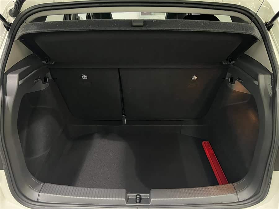 Volkswagen T-Cross 2021 #8 Volkswagen T-Cross 2021 car image #8