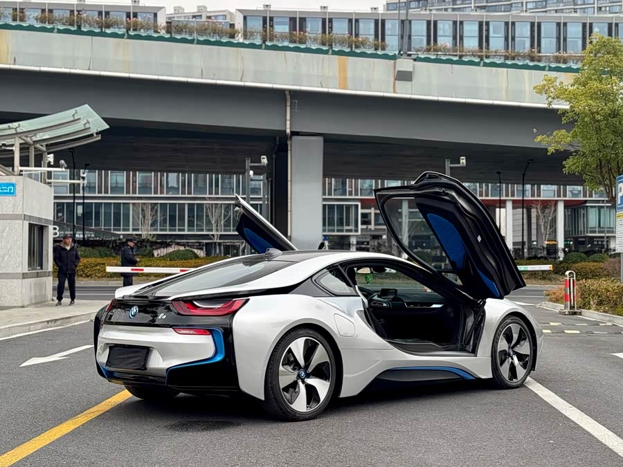 BMW i8 2018 #8 BMW i8 2018 car image #8