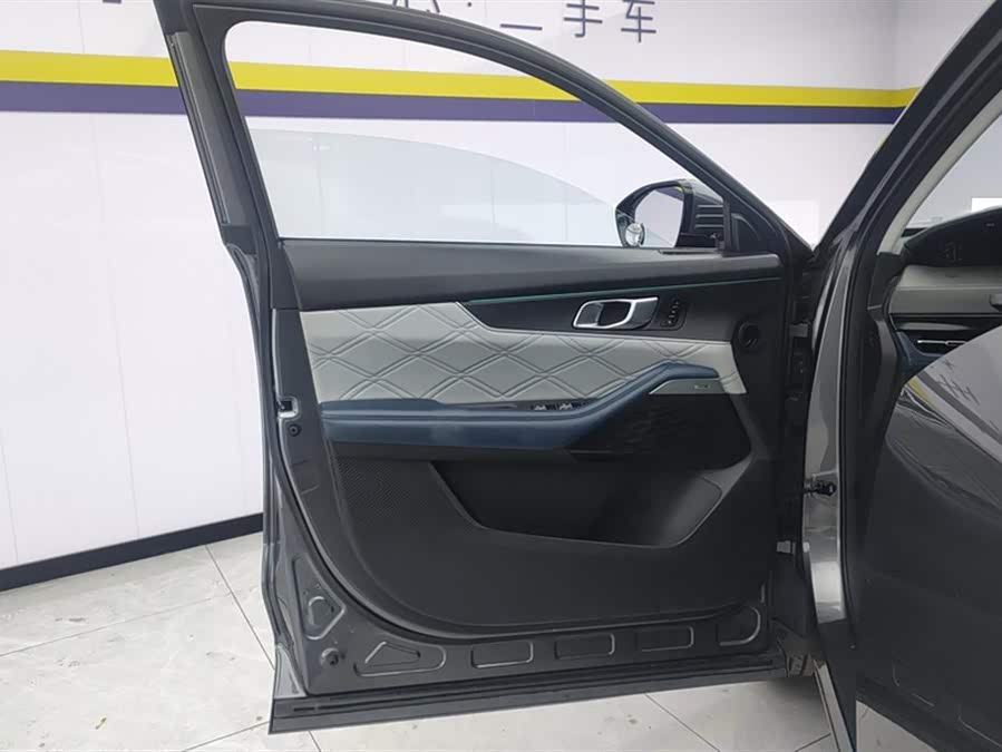 Changan UNI-K iDD 2023 car image #8