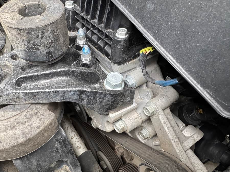 Hyundai Grand Santa Fe 2015 car image #8